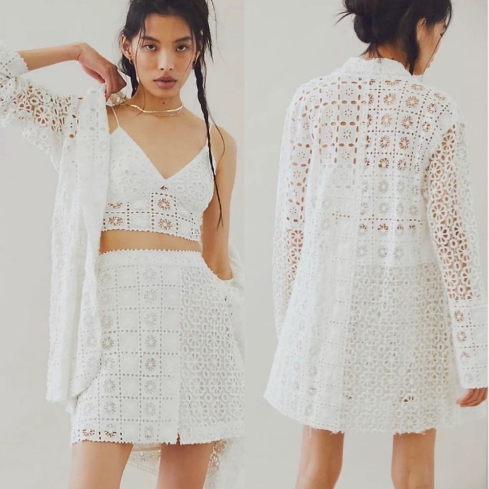 Free People FP One Yesenia Eyelet Crochet Long Sleeve Tunic Top Oversized Size 0